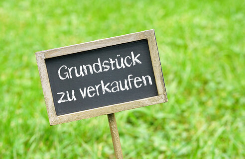 Seltenes Baugrundstück in absolut ruhige...